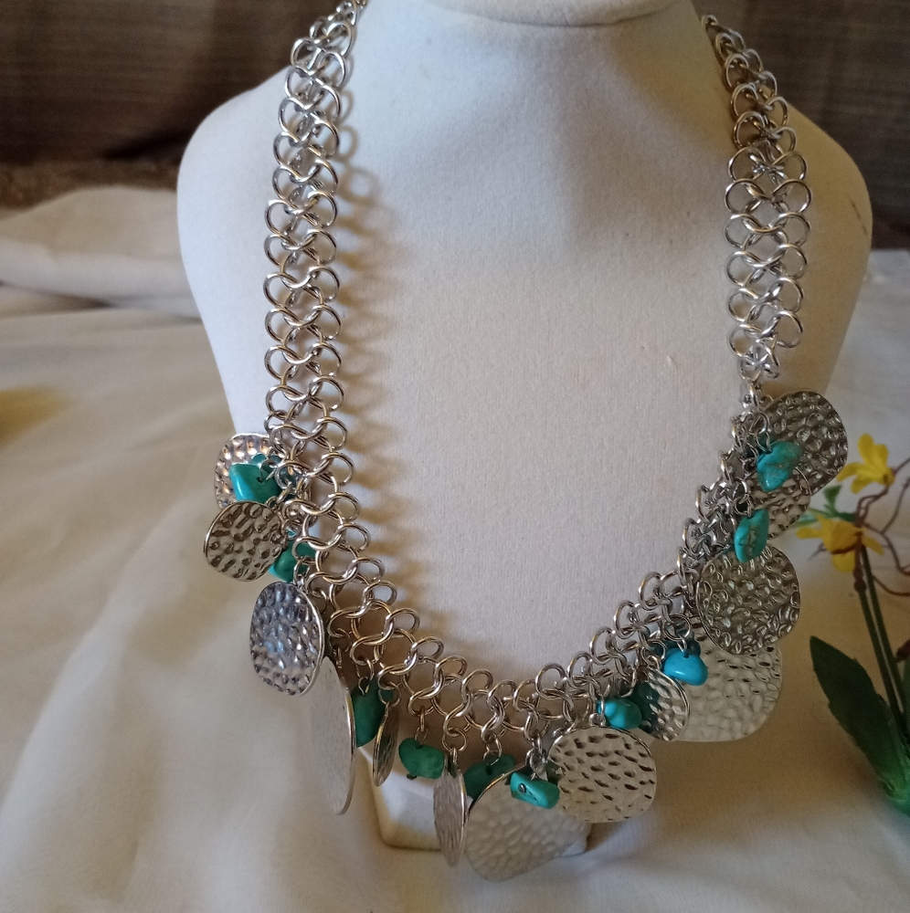 Jules Vintage Silvertone and Turquoise Necklace Signed 21 Inches
